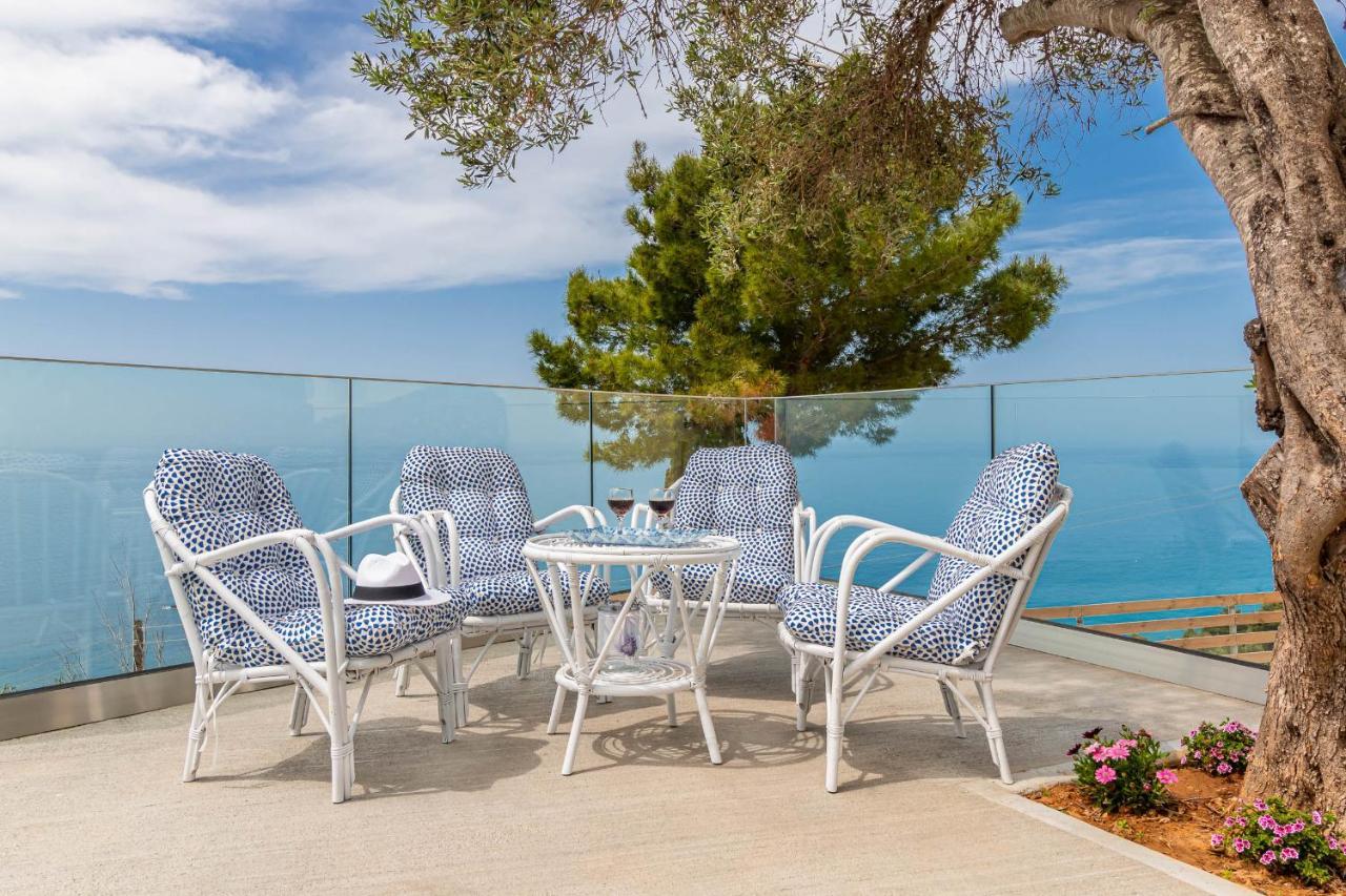 Ocean View - Luxury Villa Nefeli Kontogialos Bagian luar foto